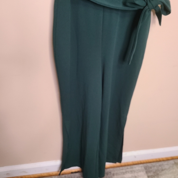 Bebe Side Slit Wideleg Jumpsuit Green Tie Waist - Picture 4 of 14